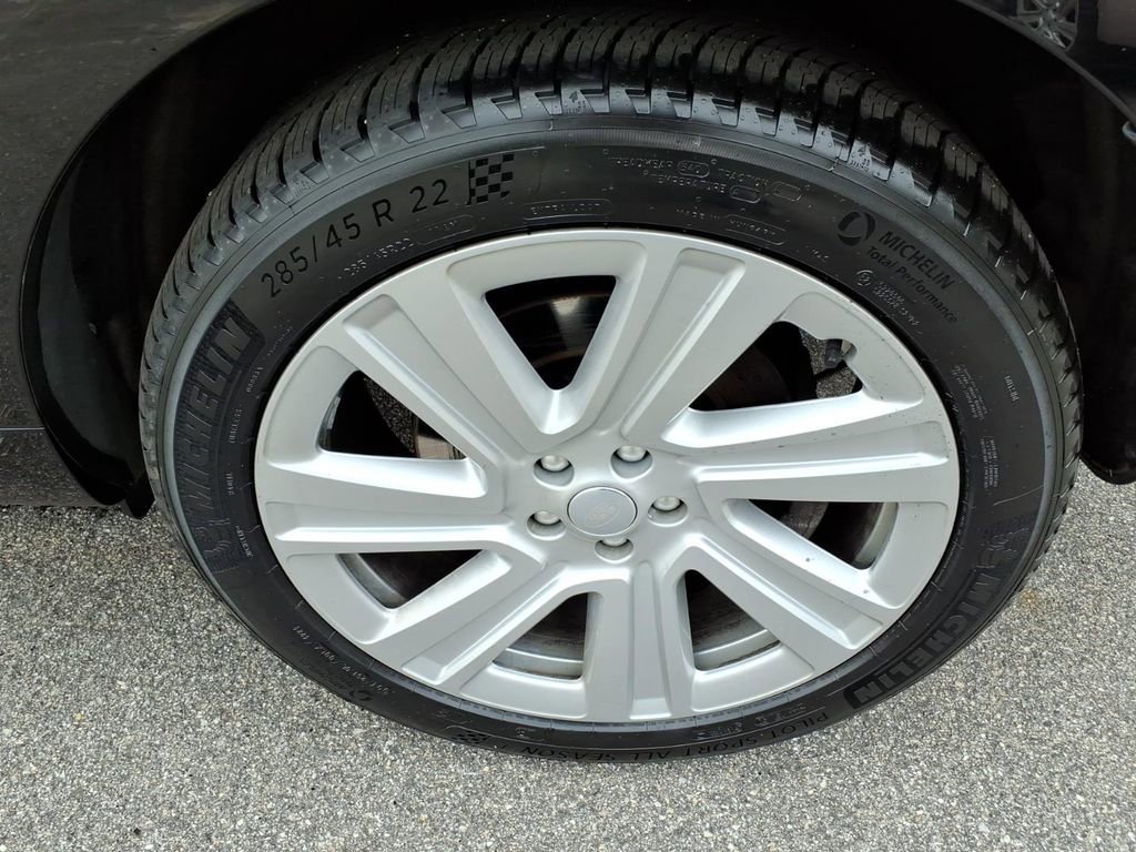 Used 2023 Land Rover Range Rover SE AWD/4WD image 10