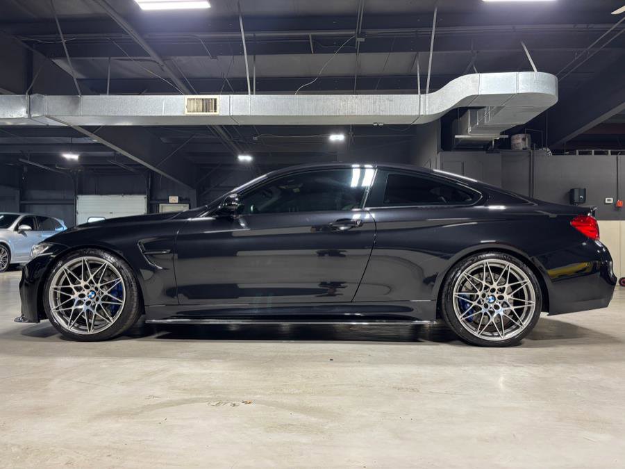 Used 2016 BMW M4 Coupe image 1