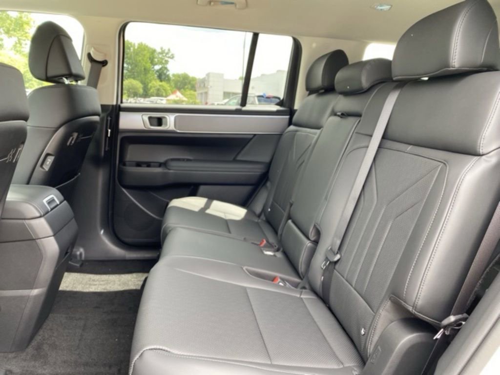 New 2026 Hyundai Santa Fe SEL image 32