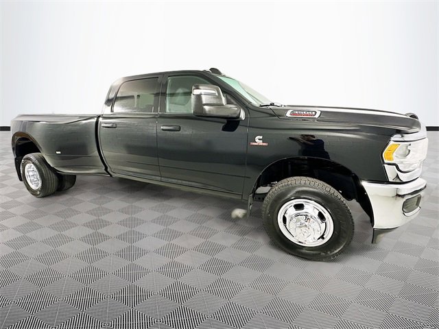 Certified 2024 RAM 3500 Tradesman w/ Chrome Appearance Group image 8