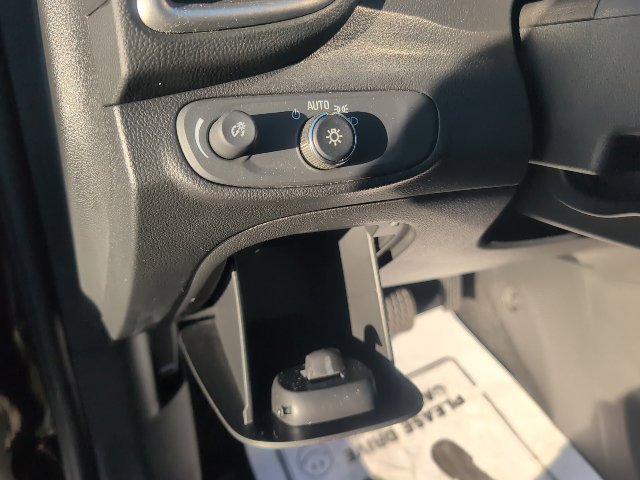 Used 2020 Chevrolet Trax LS w/ Tint and Cruise Package FWD image 18