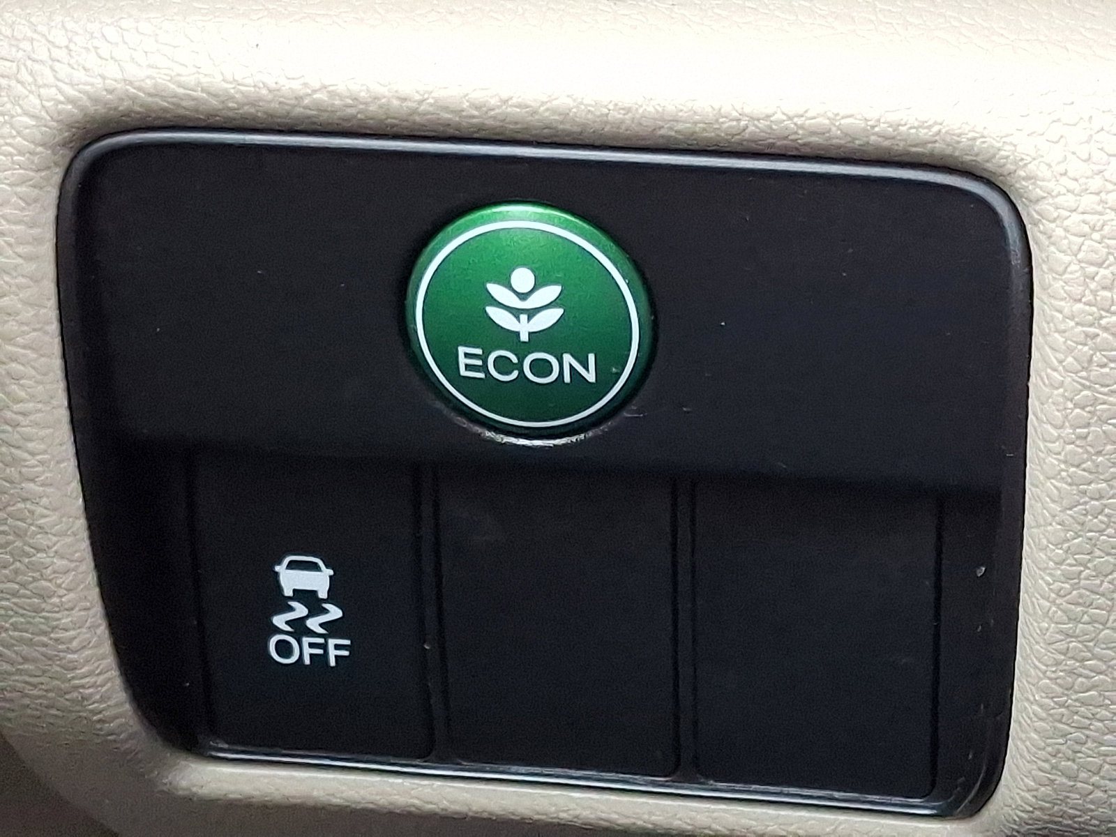 Used 2017 Honda Accord LX image 25