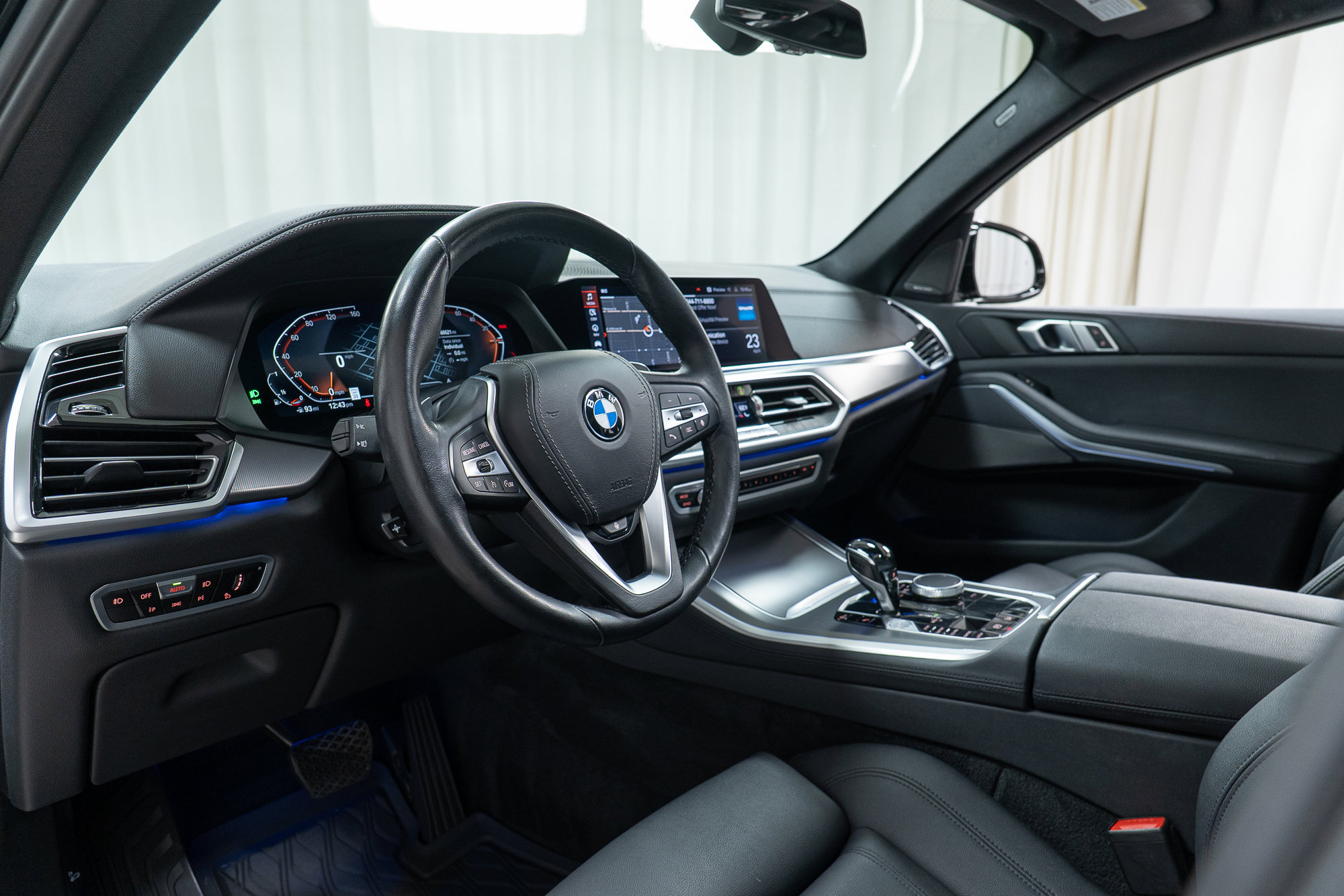 Used 2021 BMW X5 xDrive40i w/ Premium Package AWD/4WD image 12