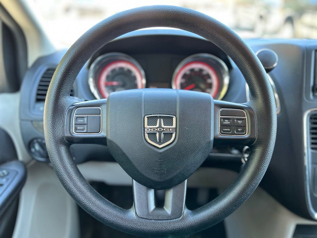 Used 2019 Dodge Grand Caravan SE image 13