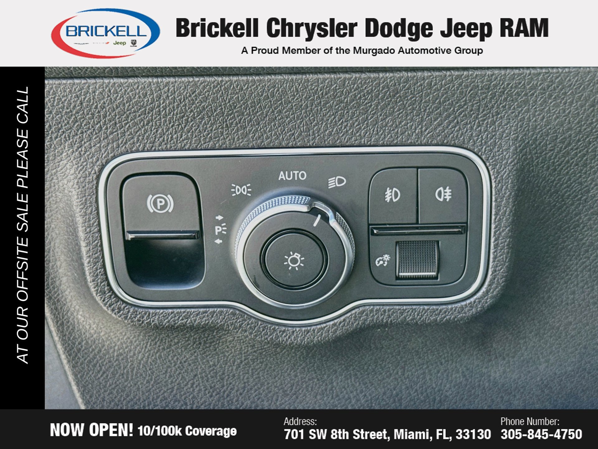 Used 2021 Mercedes-Benz GLB 250 w/ Premium Package image 34