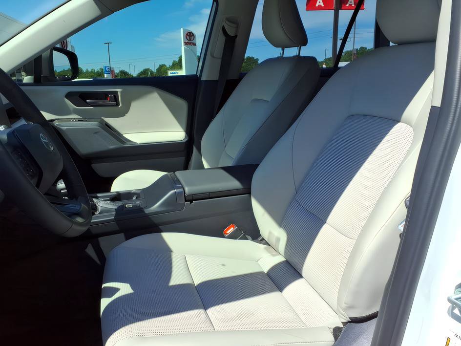 Used 2026 Toyota RAV4 XLE Premium AWD/4WD image 14