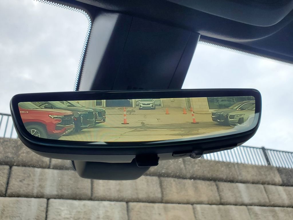 Certified 2024 Cadillac XT6 Sport w/ Platinum Package image 35