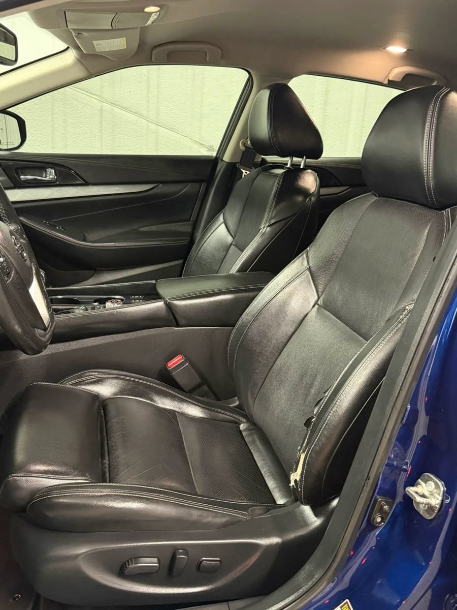 Used 2017 Nissan Maxima 3.5 SV FWD image 10