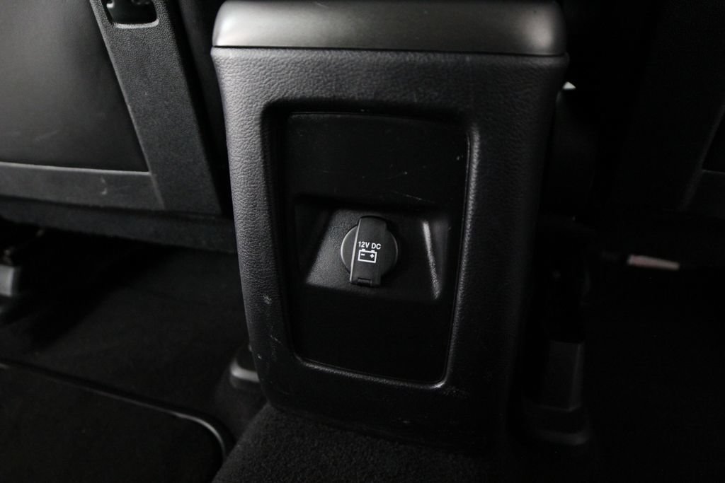 Used 2018 Dodge Journey Crossroad w/ Nav & Sun Group AWD/4WD image 45