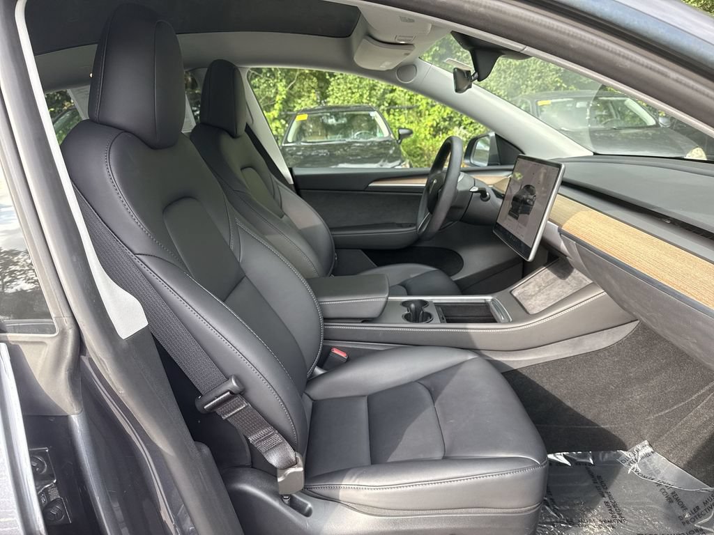 Used 2023 Tesla Model Y Long Range AWD/4WD image 25