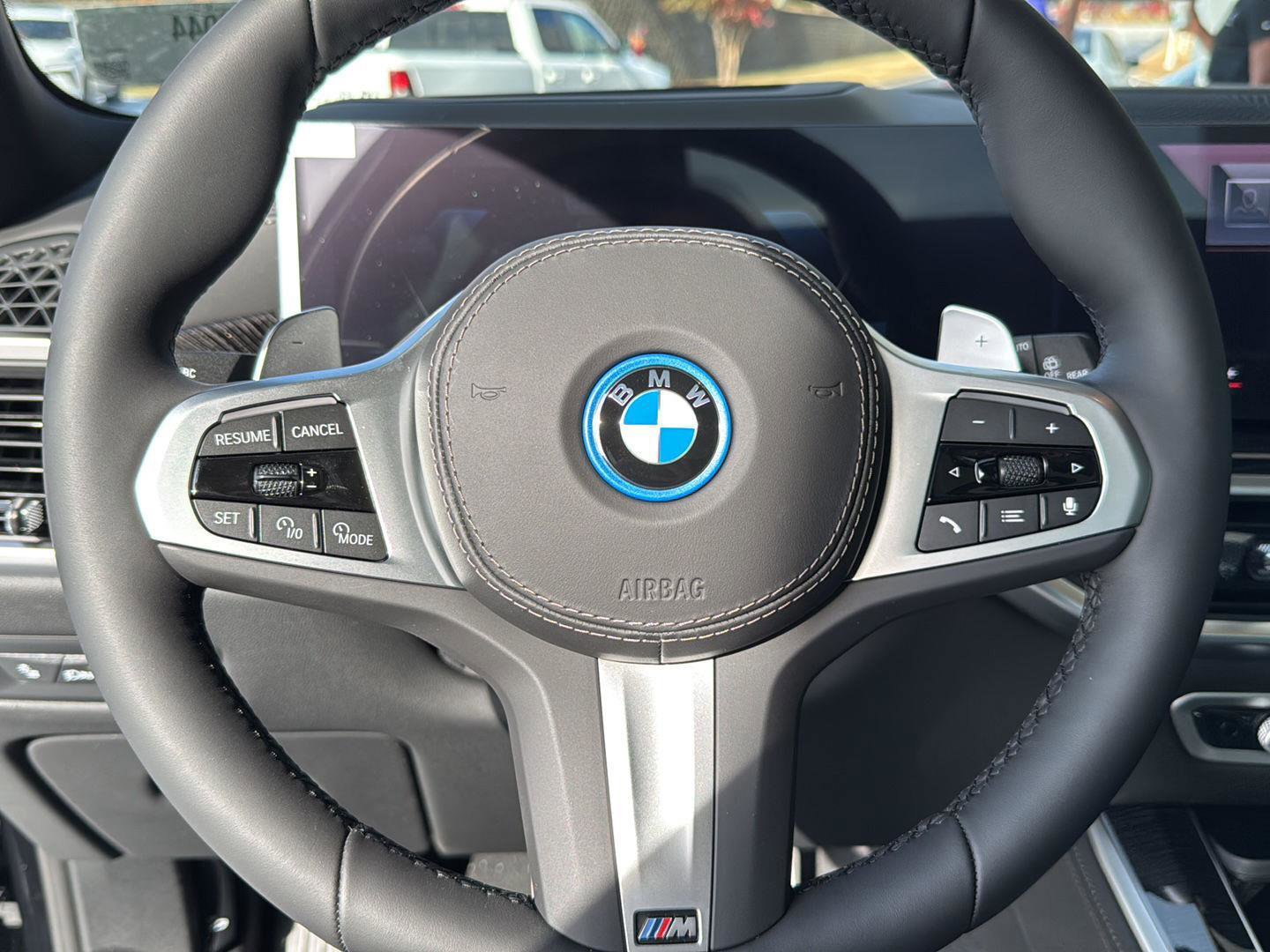 New 2026 BMW X5 xDrive50e image 17