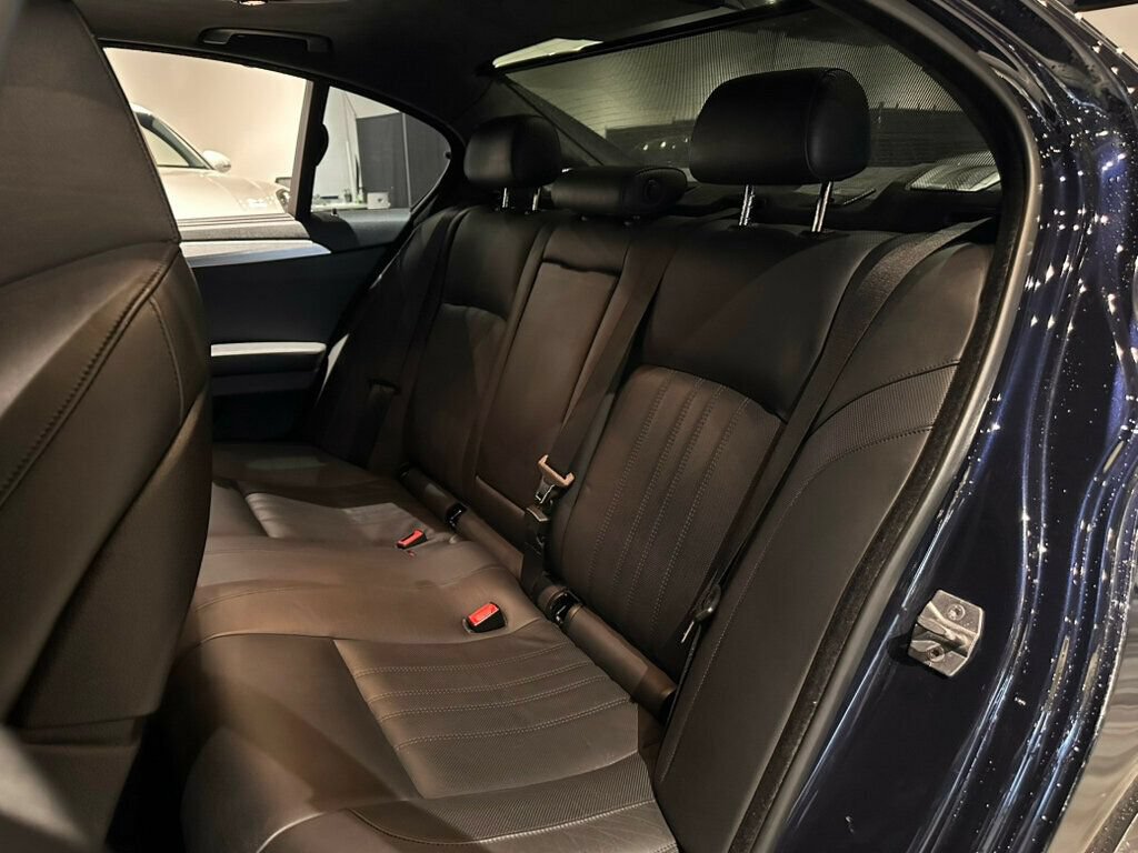 Used 2013 BMW M5 RWD image 19