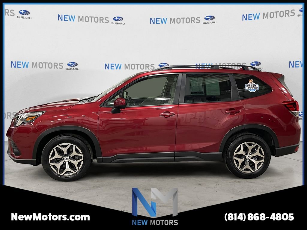 Used 2022 Subaru Forester Premium AWD/4WD image 2