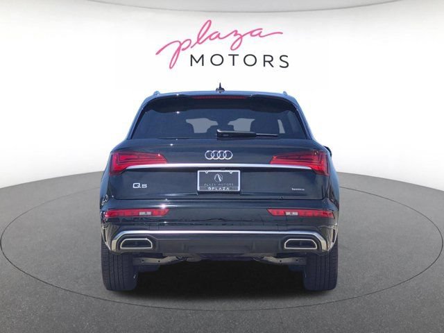 Used 2023 Audi Q5 2.0T Premium w/ Convenience Package AWD/4WD image 6