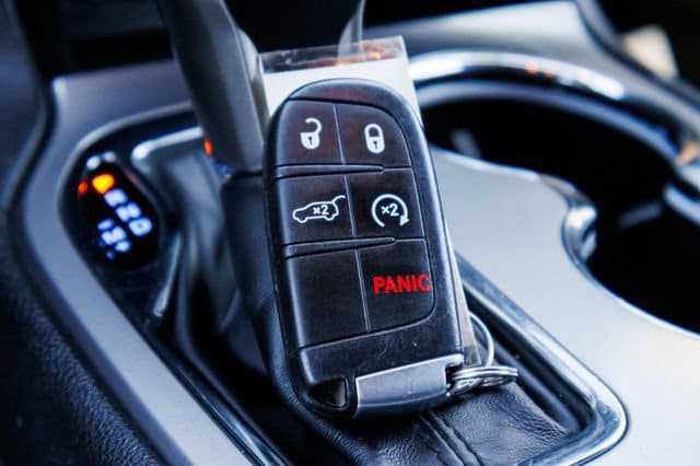 Used 2021 Jeep Grand Cherokee Limited AWD/4WD image 28