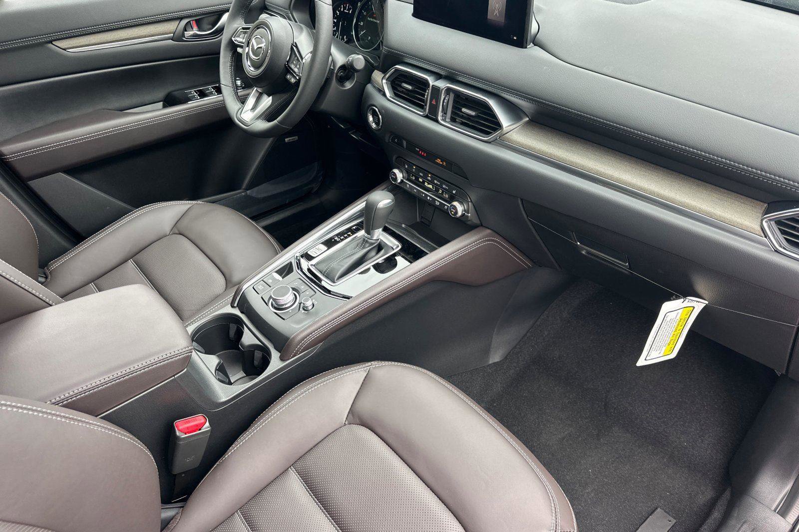 New 2025 MAZDA CX-5 Signature image 15