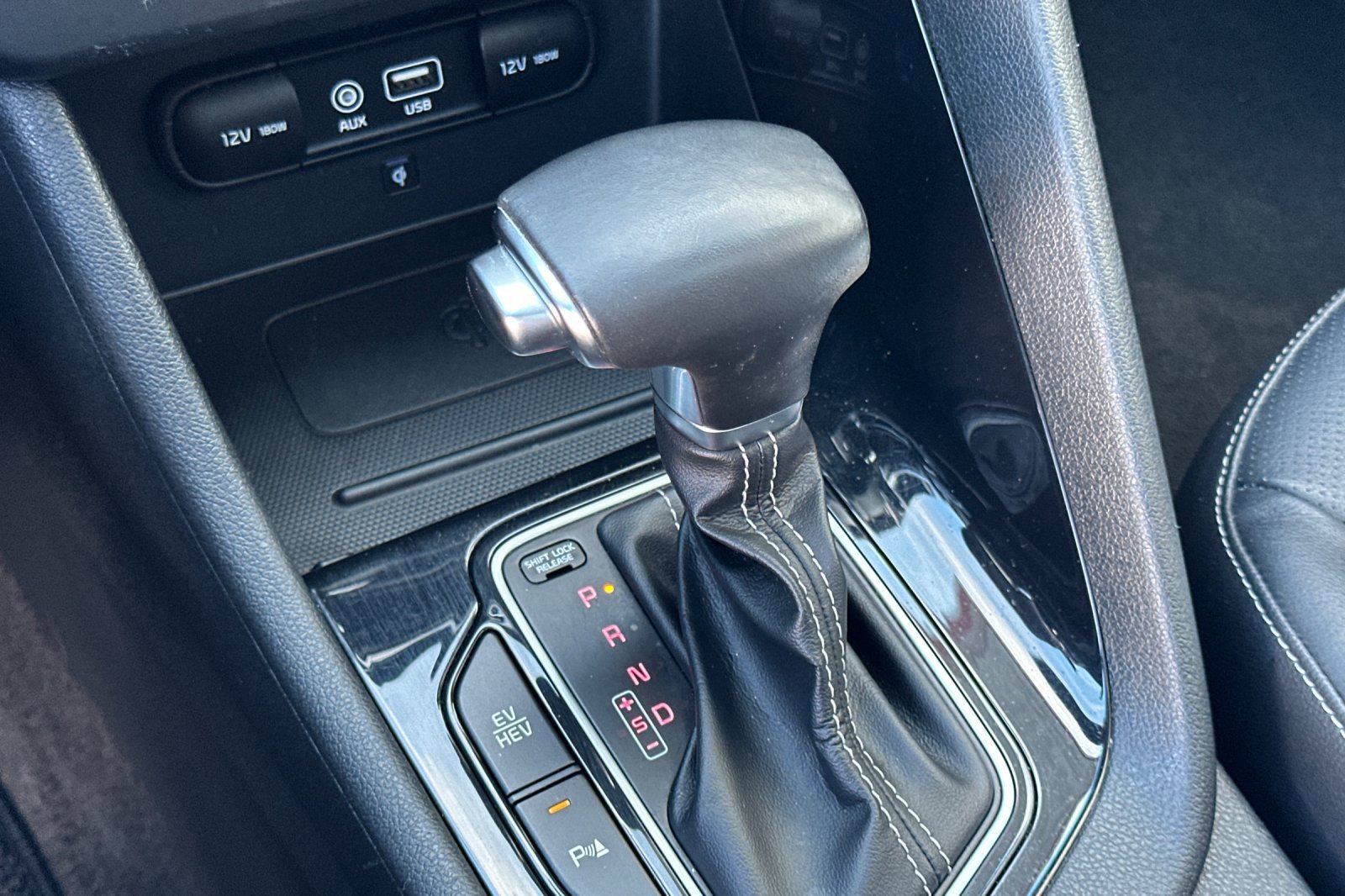 Used 2019 Kia Niro EX Premium w/ Sunroof Package image 22