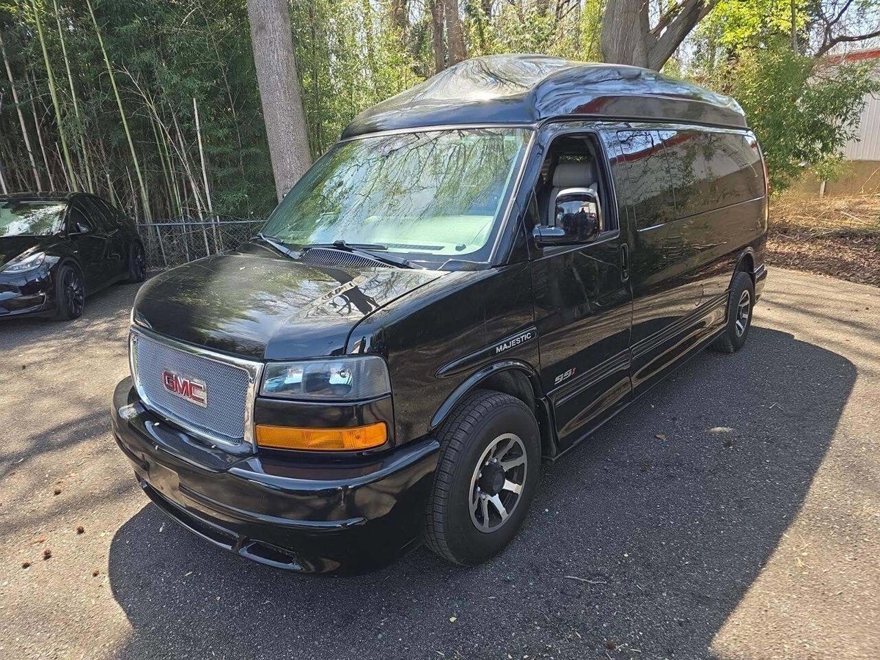 Used 2016 GMC Savana 2500 Extended RWD image 17