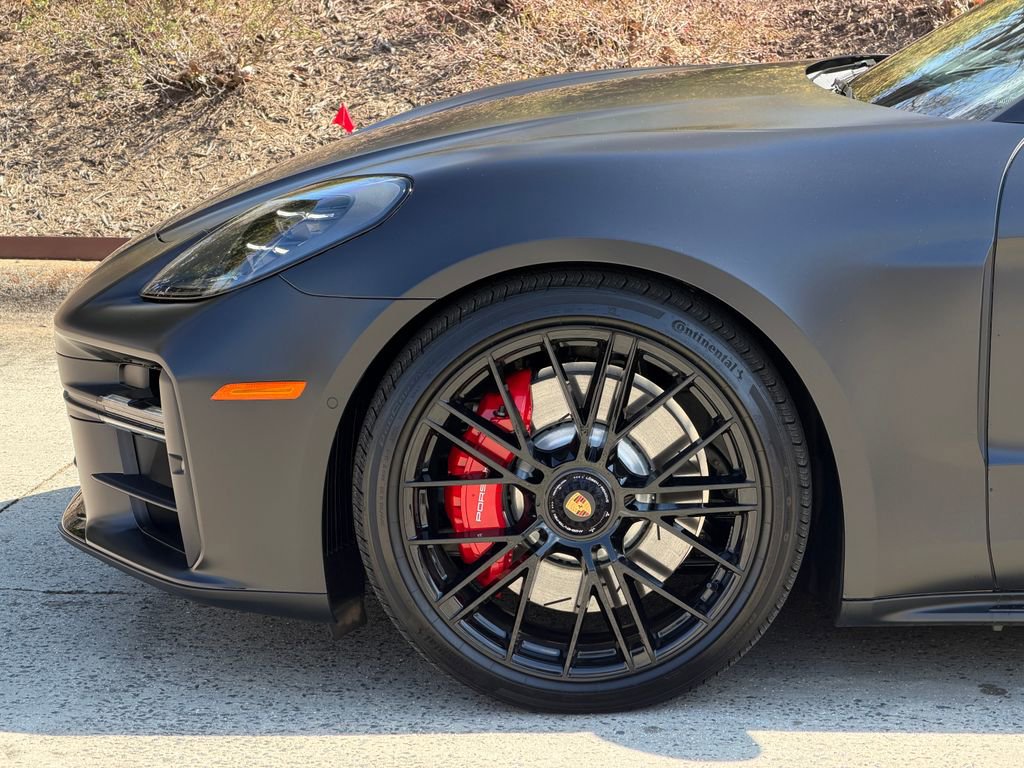 Used 2026 Porsche Panamera GTS image 10