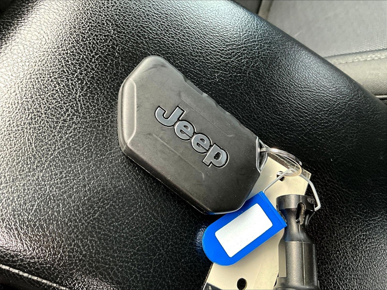 Used 2022 Jeep Gladiator Sport AWD/4WD image 34