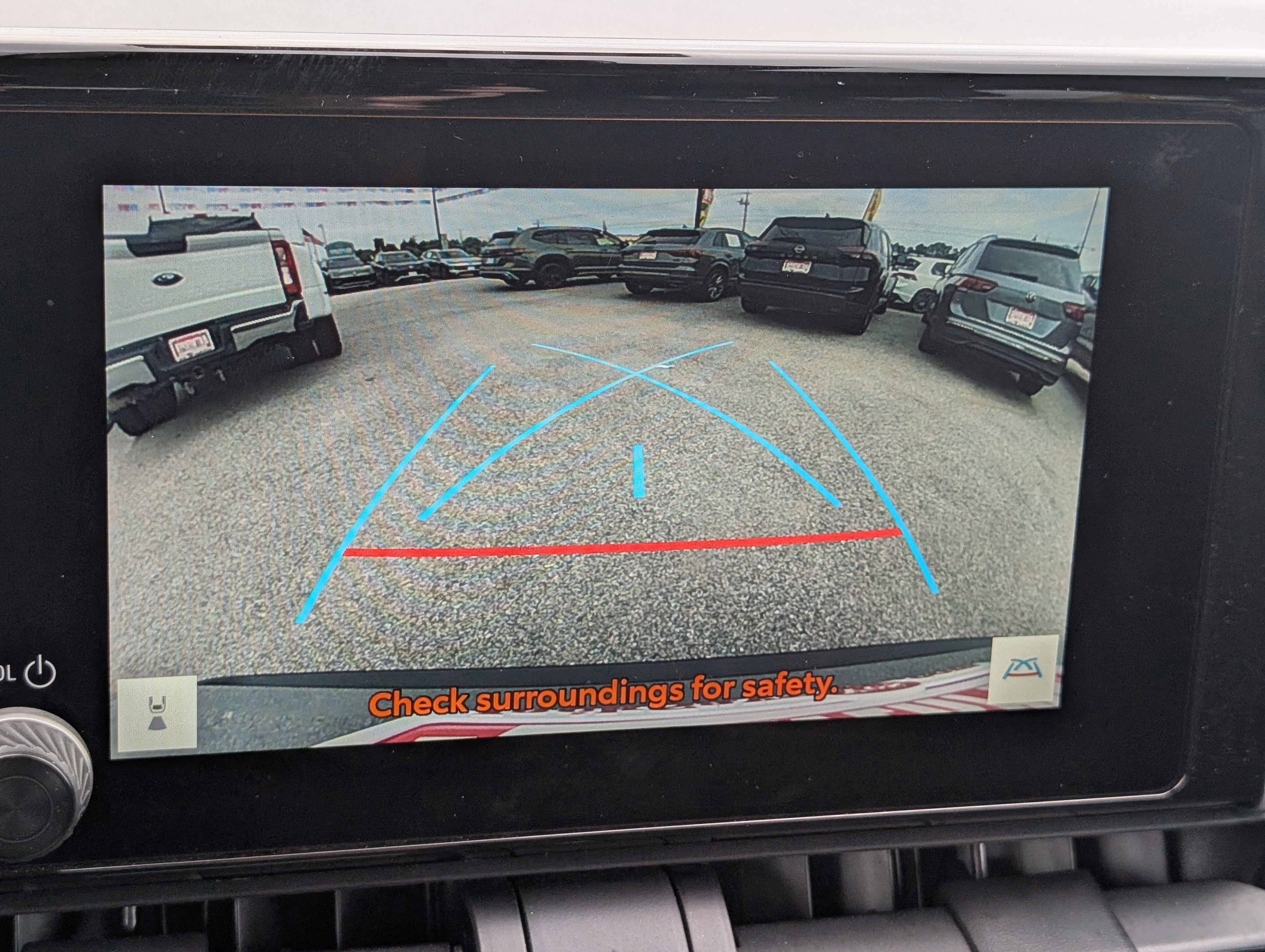 Used 2025 Toyota RAV4 XLE w/ Weather Package AWD/4WD image 25