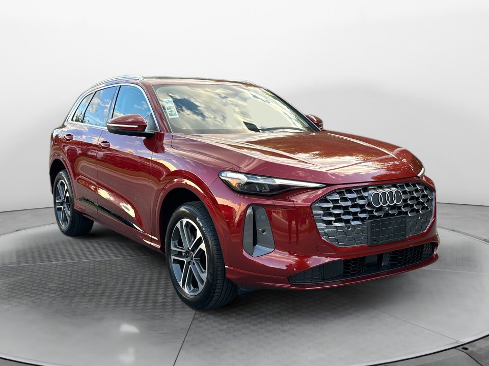 New 2025 Audi Q5 Premium Plus image 1