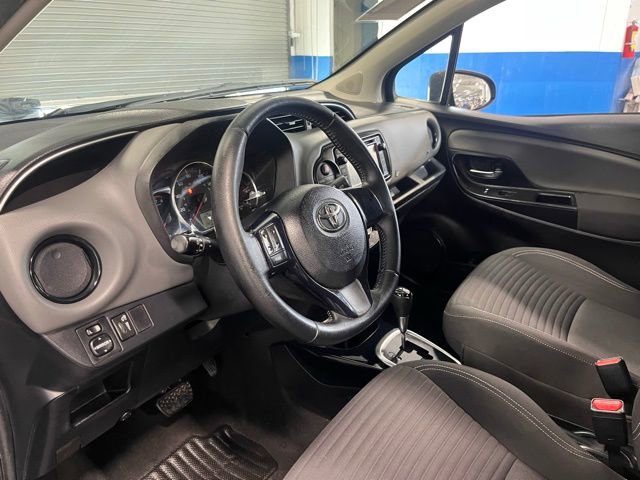 Used 2015 Toyota Yaris SE image 21