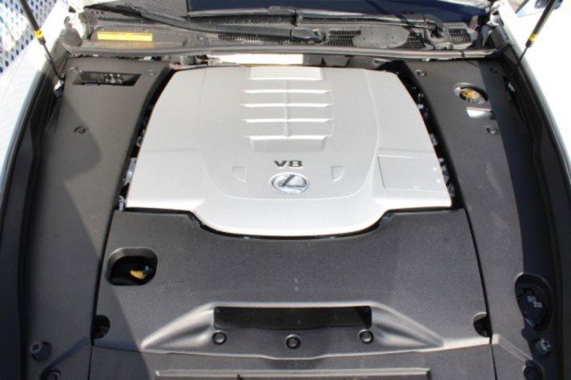 Used 2015 Lexus LS 460 w/ Comfort Package image 7