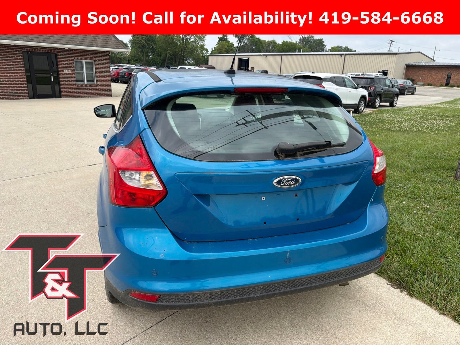 Used 2012 Ford Focus SEL FWD image 3