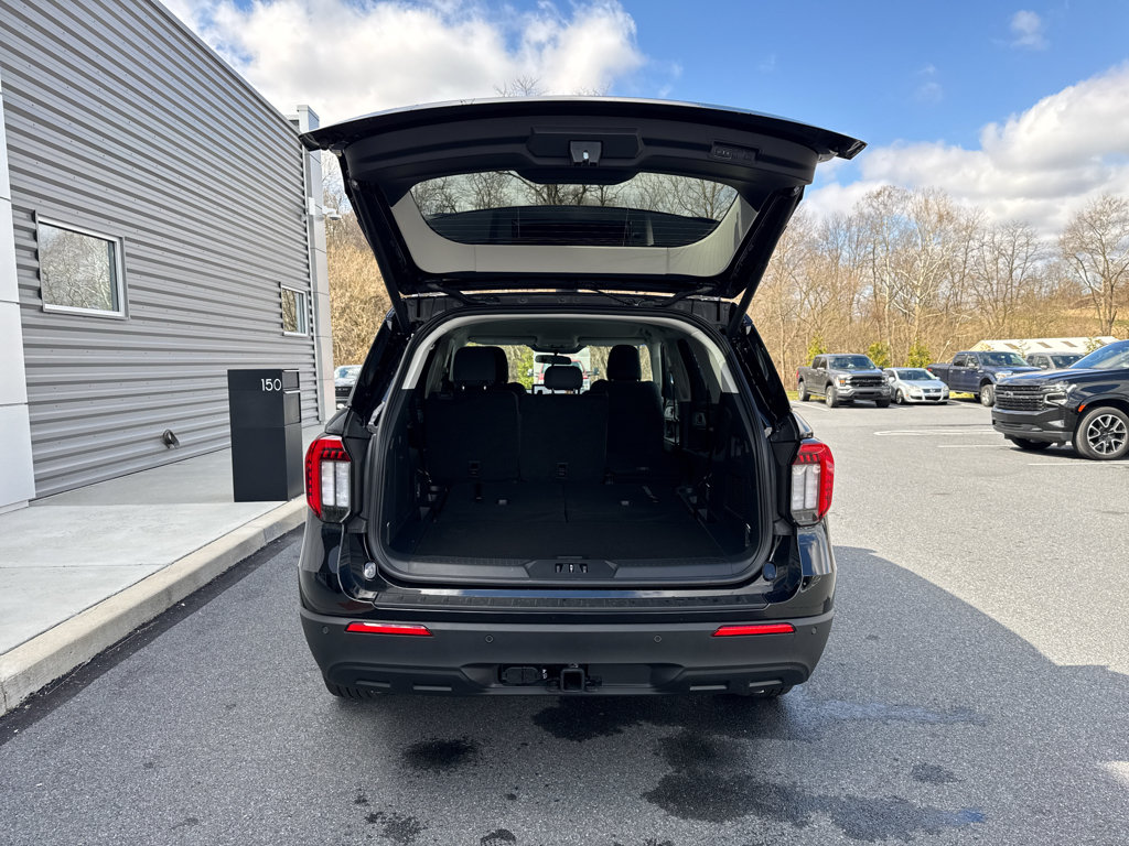 New 2026 Ford Explorer Active AWD/4WD image 7