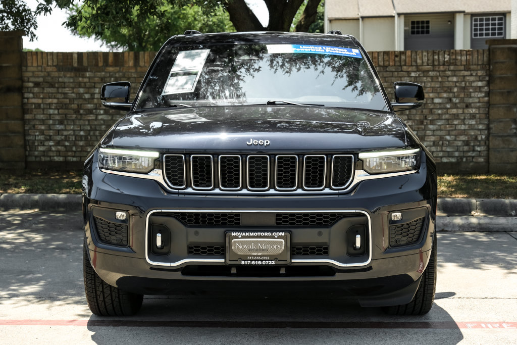 Used 2023 Jeep Grand Cherokee L Overland AWD/4WD image 11