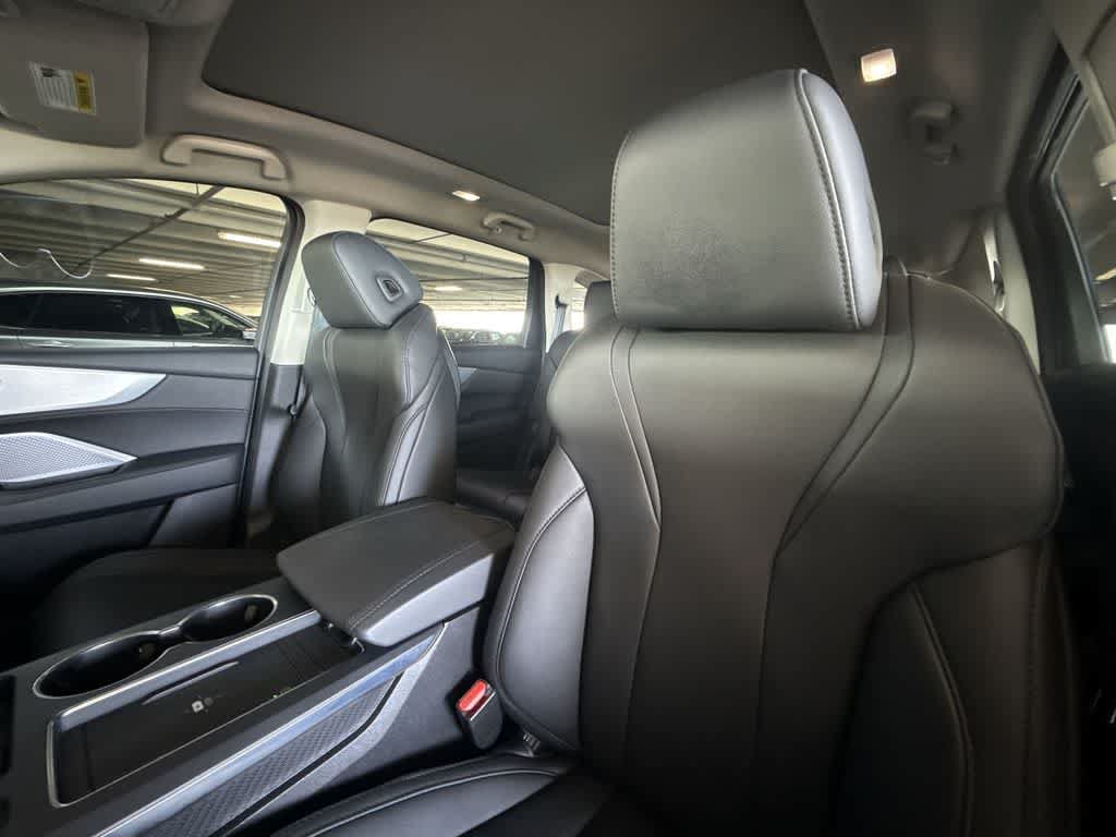 Used 2026 Acura MDX FWD image 14
