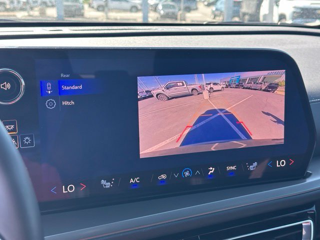 Certified 2026 Chevrolet Traverse LT AWD/4WD image 23