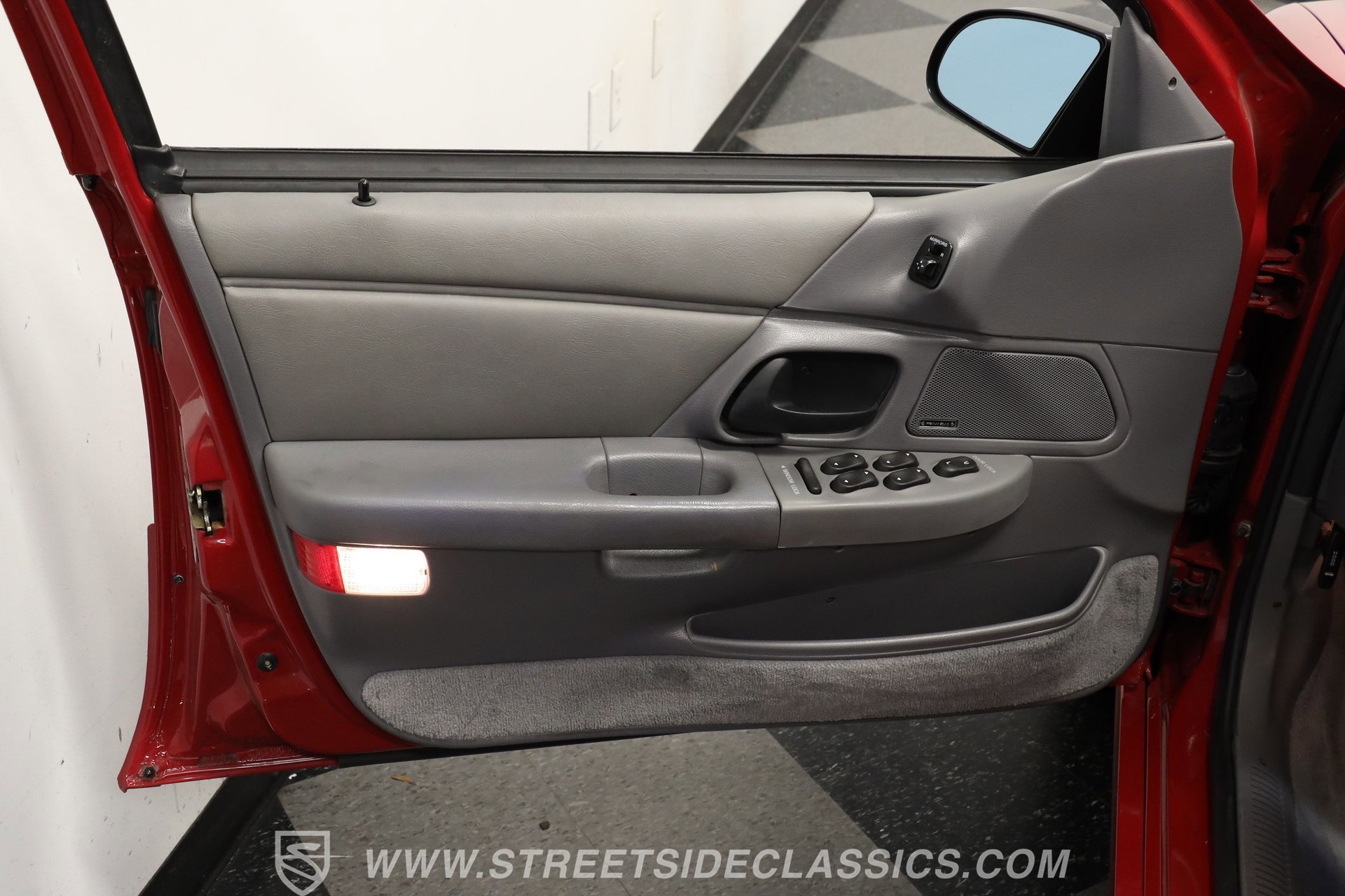 Used 1993 Ford Taurus SHO image 34