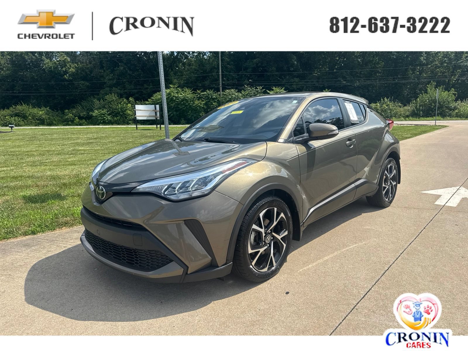 Used 2021 Toyota C-HR XLE FWD image 1