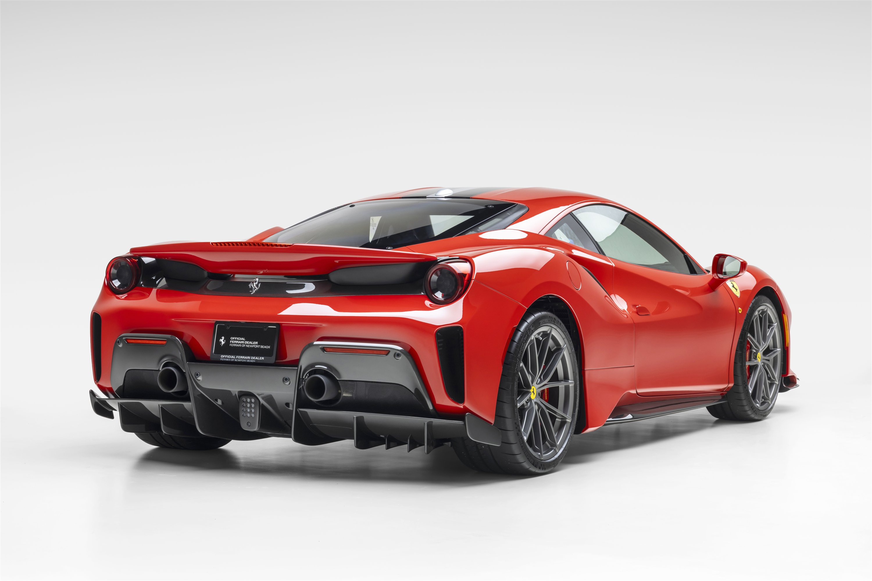 Certified 2020 Ferrari 488 Pista Coupe RWD image 11