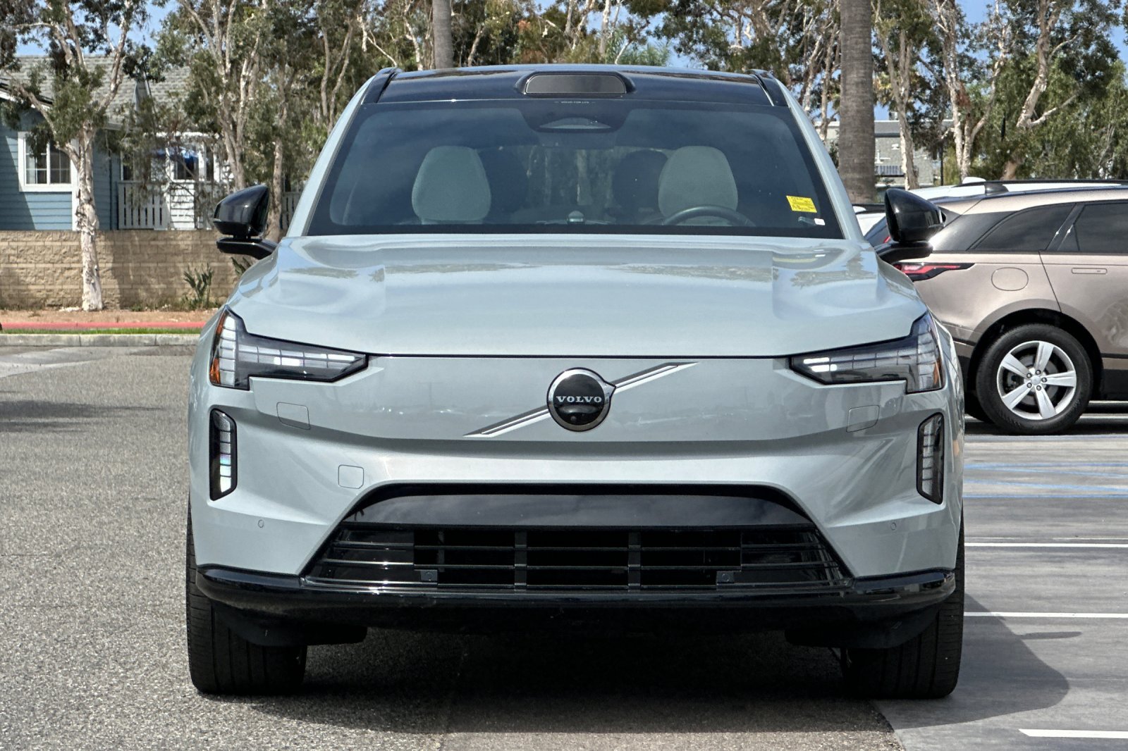 Certified 2025 Volvo EX90 Ultra AWD/4WD image 9