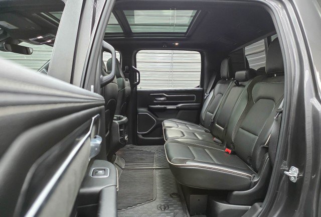 Used 2023 RAM 1500 Laramie AWD/4WD image 21