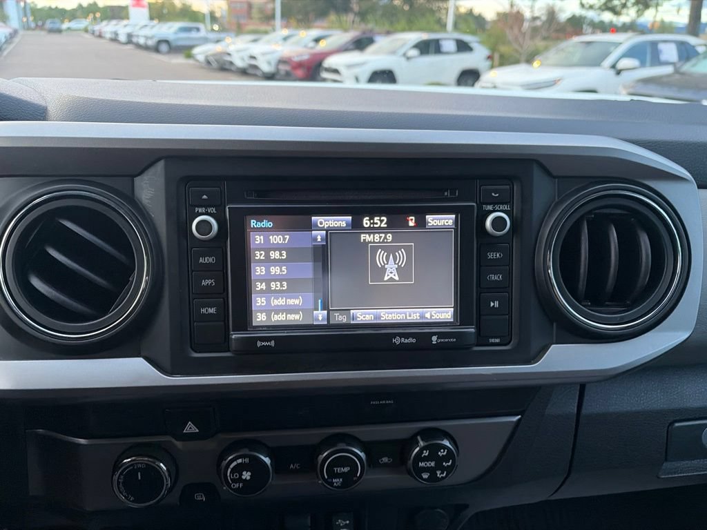 Used 2019 Toyota Tacoma SR5 AWD/4WD image 27
