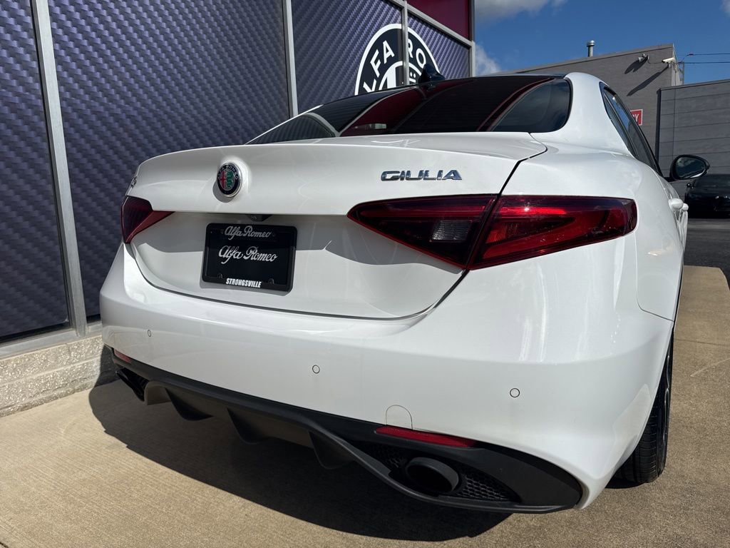 Used 2023 Alfa Romeo Giulia Veloce image 7