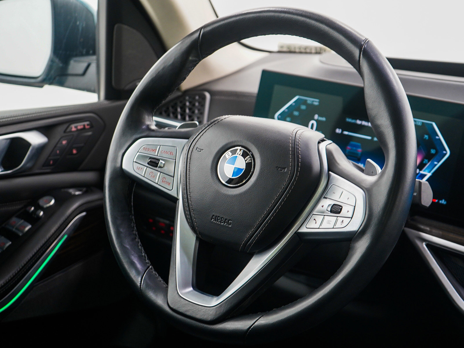 Used 2023 BMW X7 xDrive40i image 15