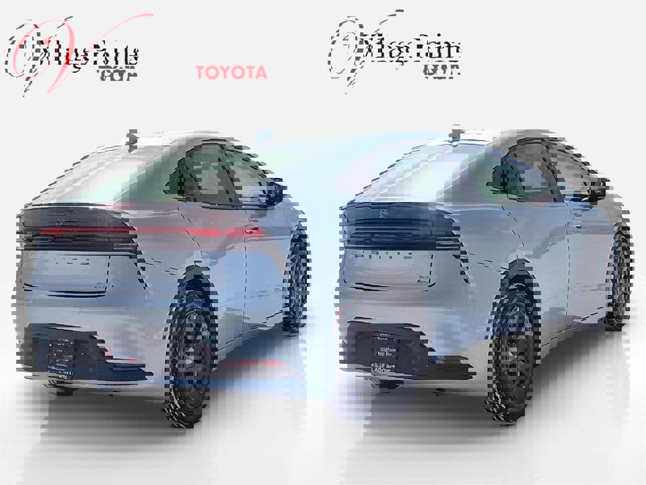 Used 2025 Toyota Prius LE image 6