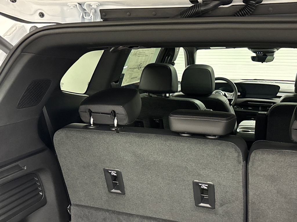 New 2026 Buick Enclave Sport Touring w/ Power Package image 18