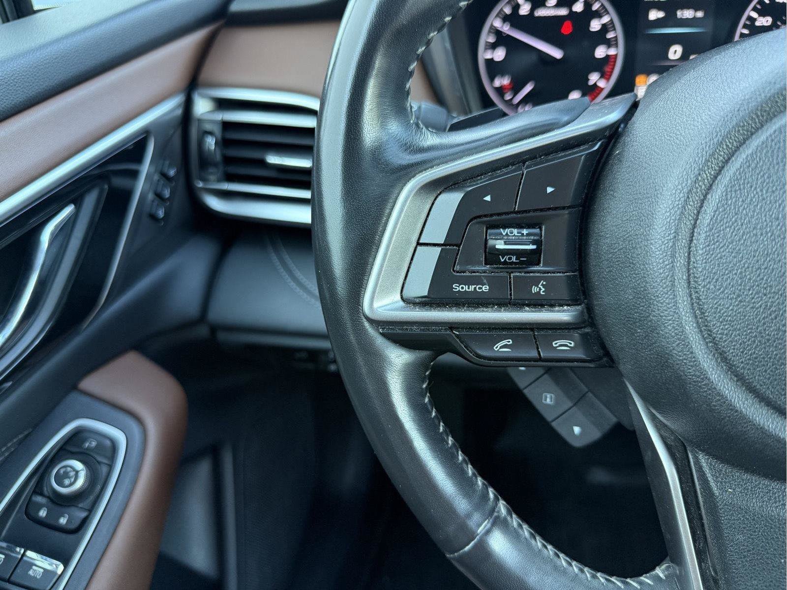 Used 2022 Subaru Outback Touring AWD/4WD image 13