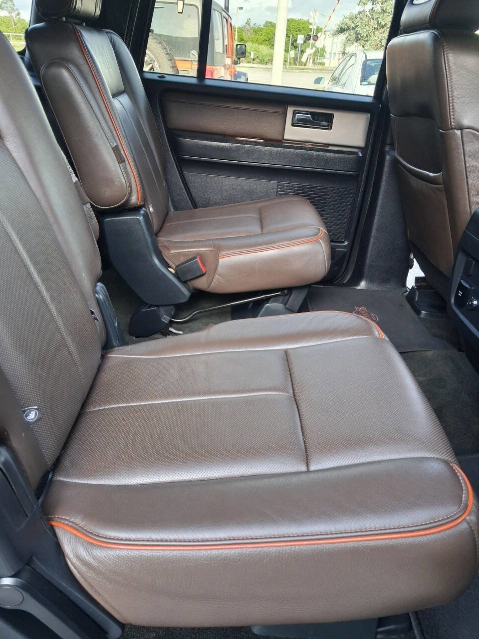 Used 2016 Ford Expedition EL King Ranch AWD/4WD image 18