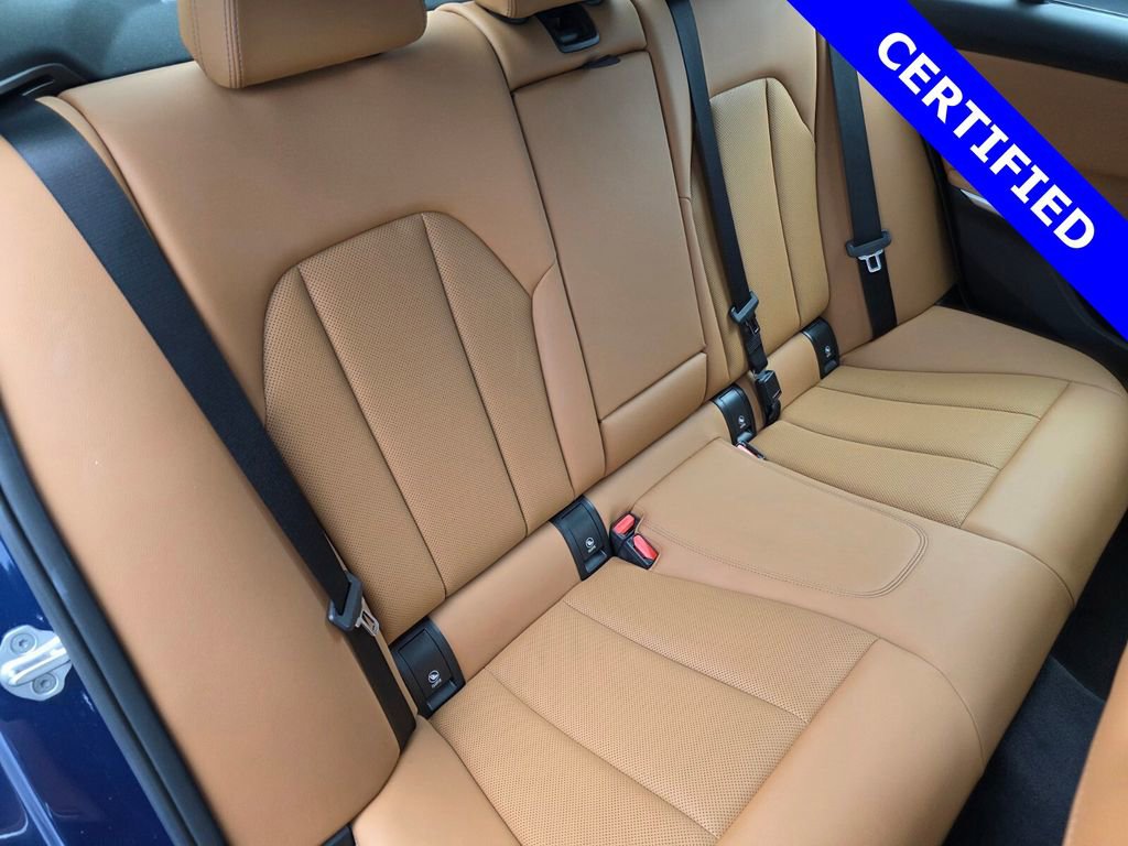 Used 2023 BMW 330i Sedan w/ Driving Assistance Package image 27