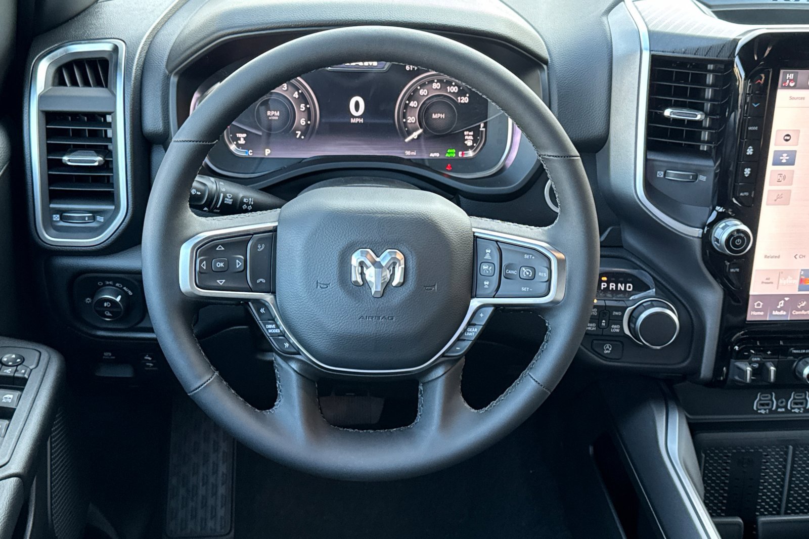 New 2026 RAM 1500 4x4 Crew Cab image 13