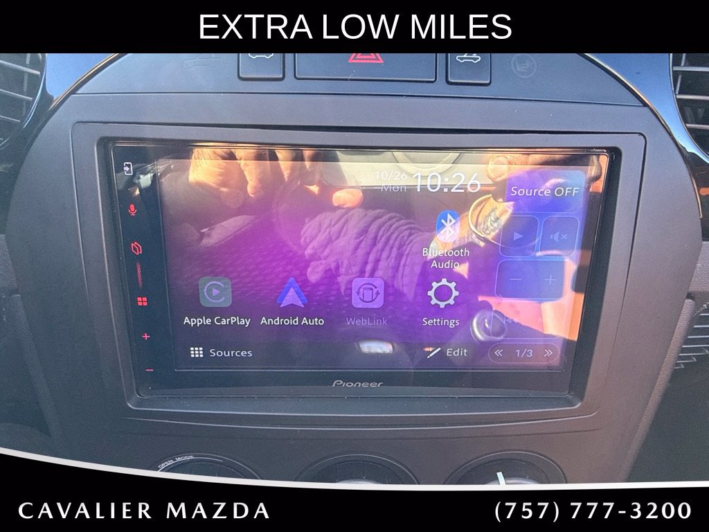 Used 2008 MAZDA MX-5 Miata Grand Touring w/ Premium Pkg RWD image 16