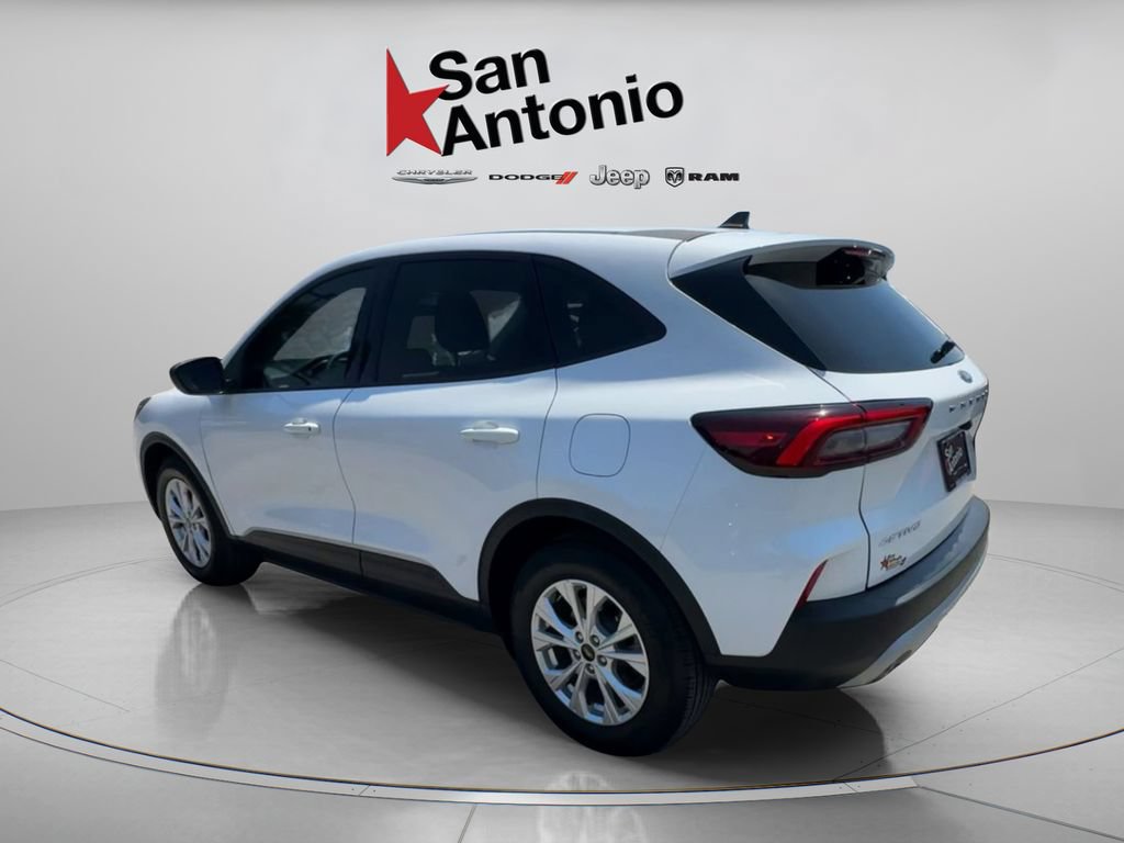 Used 2025 Ford Escape Active FWD image 10
