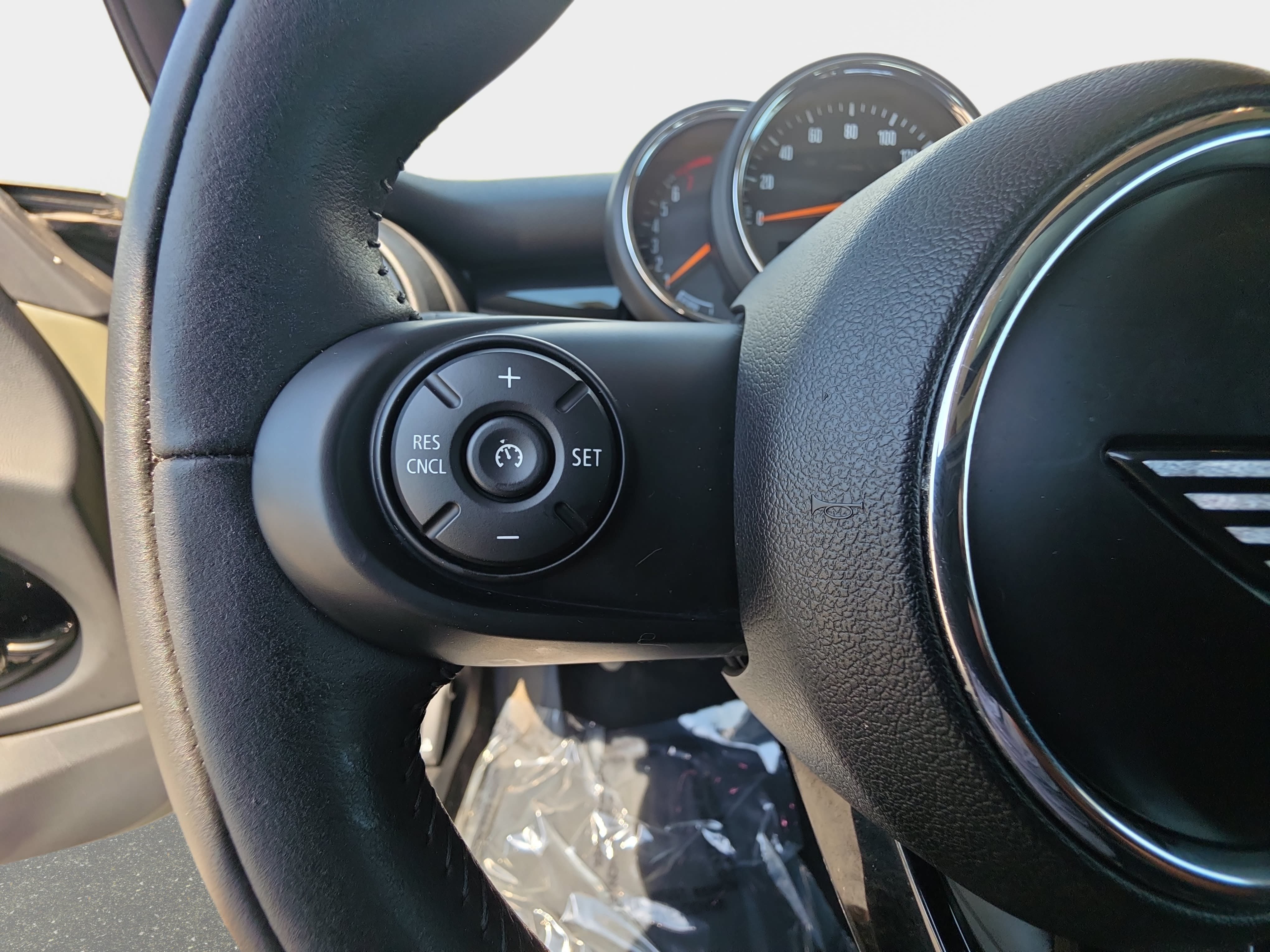 Used 2019 MINI Cooper S FWD image 17
